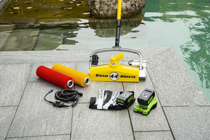 Rössle Bisam Bürste 44 Profi Akku Variante - Pool & Teich