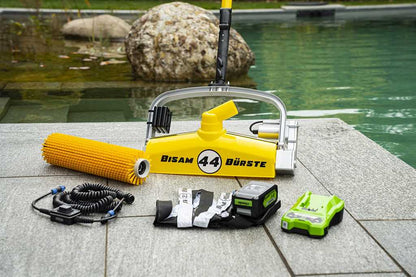 Rössle Bisam Bürste 44 Akku Variante - Pool & Teich